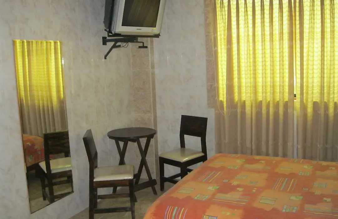 Hostal Hostello - Lima Airport-1