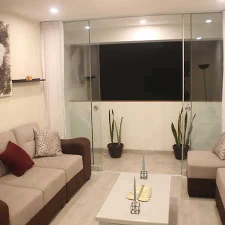 Principal Room With Private Bathroom Miraflores Cantuarias Near To Parque Kennedy-3