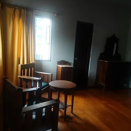 Global Family Backpackers Hostel-2